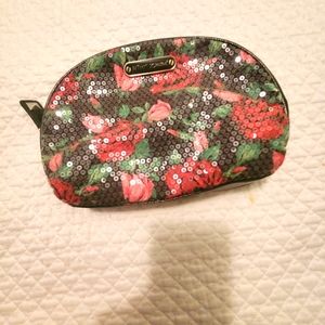 Makeup bag